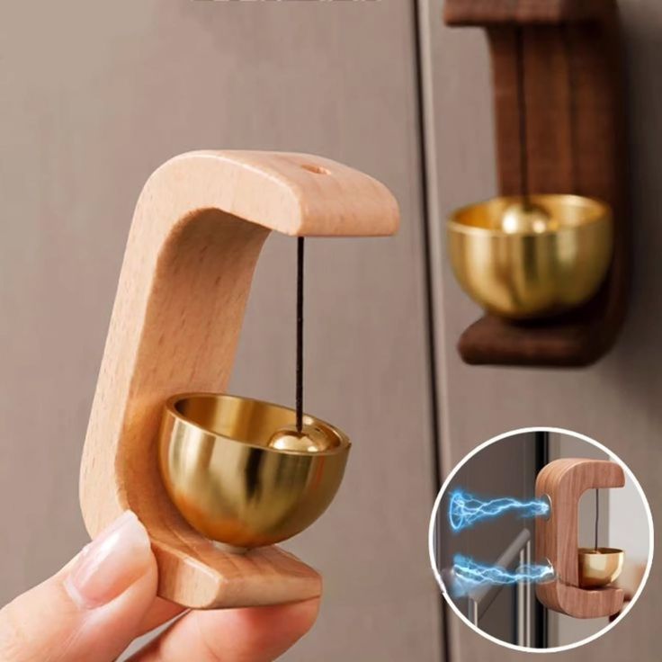 AuraGold™ Premium Metal Wind Bell – Handcrafted Resonant Zen Bell for Home Decor, Balcony & Main Door Entrance – Vastu & Feng Shui Positive Energy Hanging (Weather-Resistant Antique Finish)