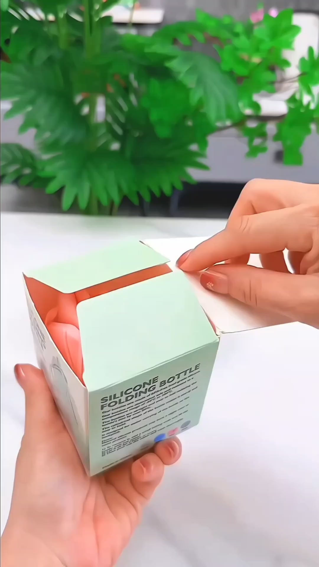 Premium 650ml Silicone Foldable Water Bottle – Perfect for Gym & Outdoor Use