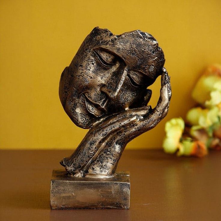 Silent Thoughts – Abstract Face Sculpture Showpiece